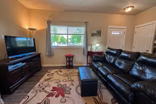 821 Quail Point Dr, Klamath Falls, OR 97601 - Photo 13