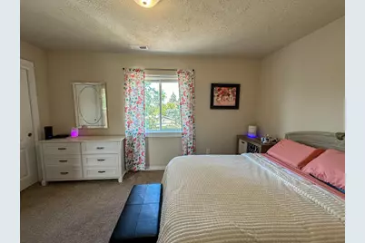 821 Quail Point Drive, Klamath Falls, OR 97601 - Photo 41