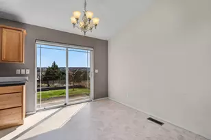 639 SE 10th St, Madras, OR 97741 - Photo 11