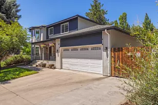 310 Mountain View Blvd, Klamath Falls, OR 97601 - Photo 1