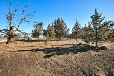 932 SE 4th Court, Redmond, OR 97756 - Photo 7