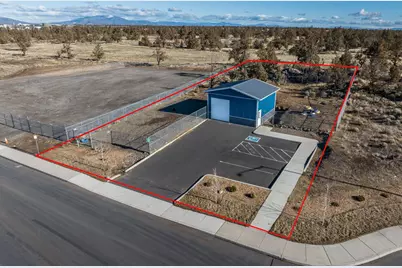 932 SE 4th Court, Redmond, OR 97756 - Photo 9