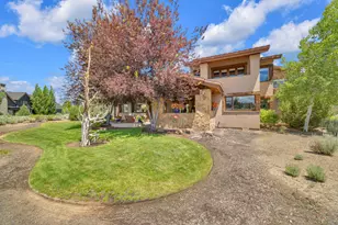 65885 Pronghorn Estates Dr, Bend, OR 97701 - Photo 49