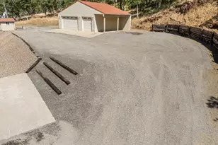 14980 Meadows Rd, White City, OR 97503 - Photo 33