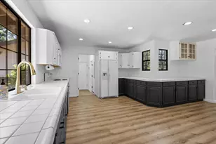 180 White Oak Dr, Cave Junction, OR 97523 - Photo 11