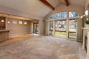 60943 Summerwood Way, Bend, OR 97702 - Photo 5