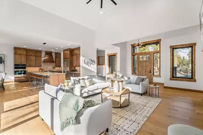 17875 Preservation Loop #422, Bend, OR 97707 - Photo 11