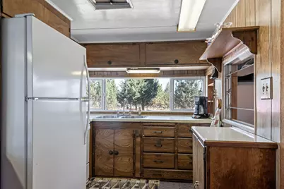 7683 SW Drake Drive, Culver, OR 97734 - Photo 15