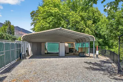 5508 Rogue River Highway, Gold Hill, OR 97525 - Photo 25