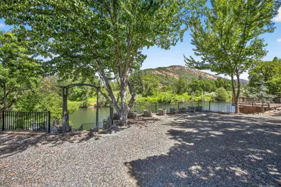 5508 Rogue River Highway, Gold Hill, OR 97525 - Photo 37