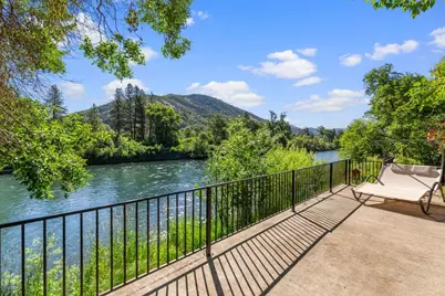 5508 Rogue River Highway, Gold Hill, OR 97525 - Photo 3