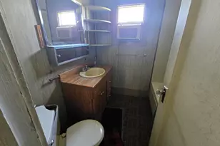 695 Lozier Ln, Medford, OR 97501 - Photo 19