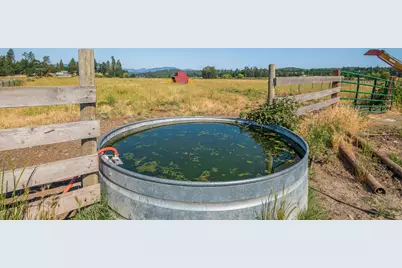 3290 Lower River Road, Grants Pass, OR 97526 - Photo 27