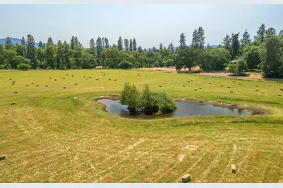 3290 Lower River Road, Grants Pass, OR 97526 - Photo 9