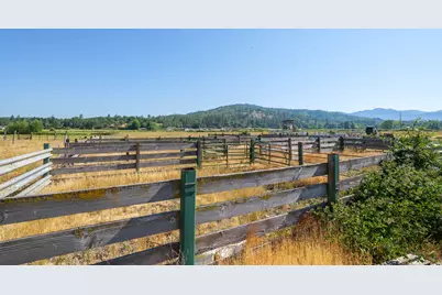 3290 Lower River Road, Grants Pass, OR 97526 - Photo 25