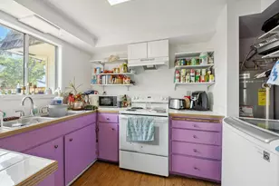 316 W 3rd St, Phoenix, OR 97535 - Photo 15