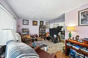 316 W 3rd St, Phoenix, OR 97535 - Photo 19