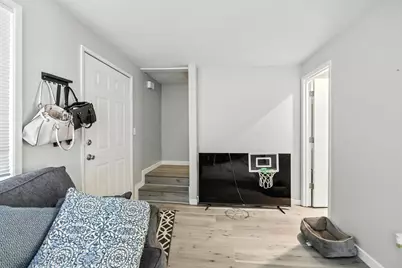 316 W 3rd Street, Phoenix, OR 97535 - Photo 9