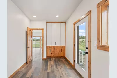 17373 S Century Drive, Bend, OR 97707 - Photo 41