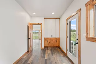 17373 S Century Dr, Bend, OR 97707 - Photo 41