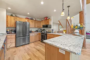 7608 Skycrest Dr, Klamath Falls, OR 97601 - Photo 13