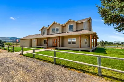 10934 SW Fleming Road, Powell Butte, OR 97753 - Photo 3