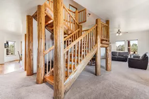 10934 SW Fleming Rd, Powell Butte, OR 97753 - Photo 5