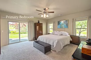 308 Crume Dr, Grants Pass, OR 97526 - Photo 35