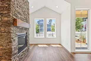 988 E Black Butte Ave, Sisters, OR 97759 - Photo 5