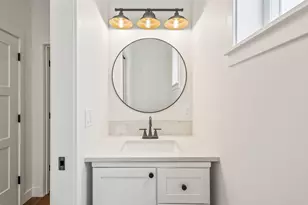 988 E Black Butte Ave, Sisters, OR 97759 - Photo 19