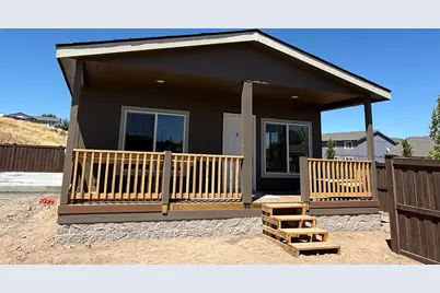 946 SE 10th Street #60, Madras, OR 97741 - Photo 1