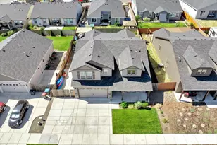 1632 Pearl Eye Ln, Medford, OR 97504 - Photo 39