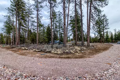 655 W Three Peaks Drive, Sisters, OR 97759 - Photo 7