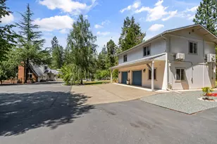 3806 Jumpoff Joe Creek Rd, Grants Pass, OR 97526 - Photo 27