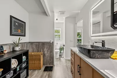 3806 Jumpoff Joe Creek Road, Grants Pass, OR 97526 - Photo 15