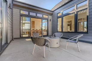 3325 NW Leavitt Ln, Bend, OR 97703 - Photo 9