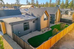 3325 NW Leavitt Ln, Bend, OR 97703 - Photo 31