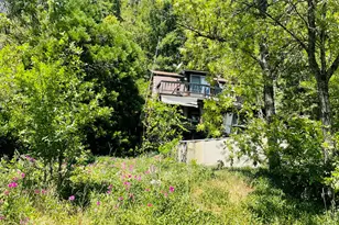 826 Ulrich Rd, Prospect, OR 97536 - Photo 9