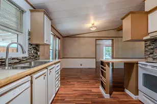 215 Tolman Creek Rd, Ashland, OR 97520 - Photo 11