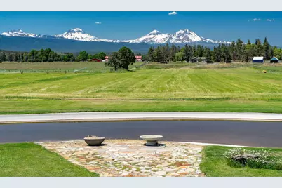 65055 Old Bend Redmond Highway, Bend, OR 97703 - Photo 5