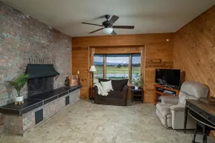 65055 Old Bend Redmond Hwy, Bend, OR 97703 - Photo 15