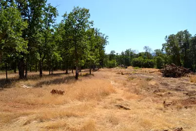 779 Harris Road, Grants Pass, OR 97526 - Photo 3