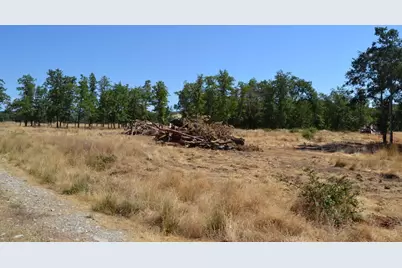 779 Harris Road, Grants Pass, OR 97526 - Photo 5