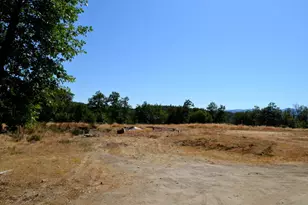 785 Harris Rd, Grants Pass, OR 97526 - Photo 1
