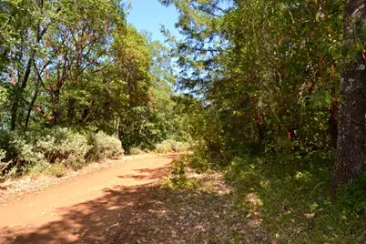 143 Jonathan Street, Grants Pass, OR 97526 - Photo 1