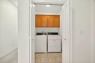 201 Orchardview Cir, Central Point, OR 97502 - Photo 29