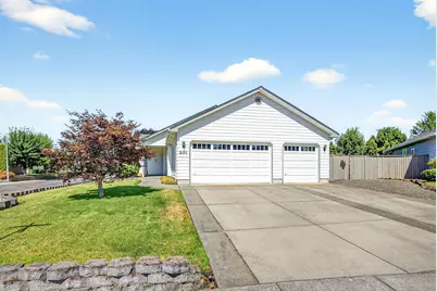 201 Orchardview Circle, Central Point, OR 97502 - Photo 5