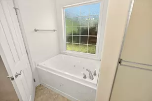 201 Orchardview Cir, Central Point, OR 97502 - Photo 27