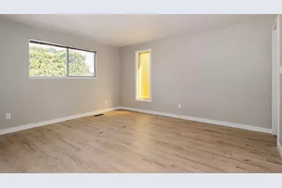 2080 Alamar Street, Medford, OR 97501 - Photo 11