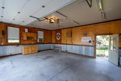 20087 Beaver Lane, Bend, OR 97703 - Photo 57